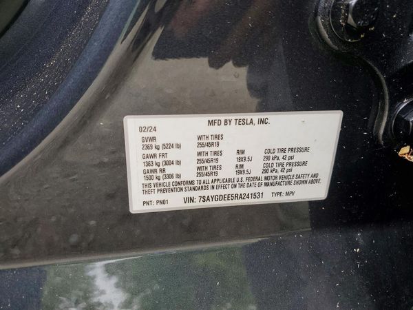 2024 TESLA MODEL Y