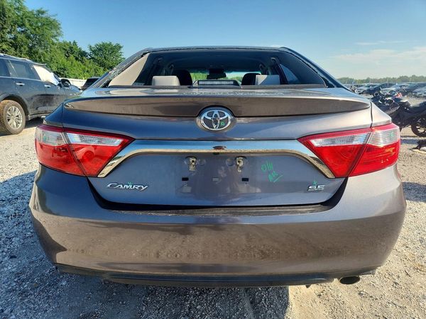 2015 TOYOTA CAMRY
