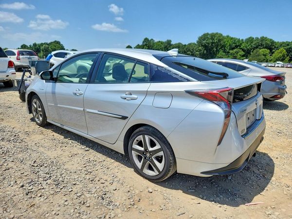2017 TOYOTA PRIUS