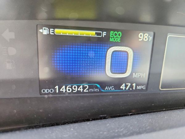2017 TOYOTA PRIUS