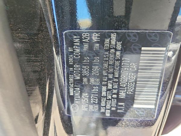 2024 HYUNDAI ELANTRA SE
