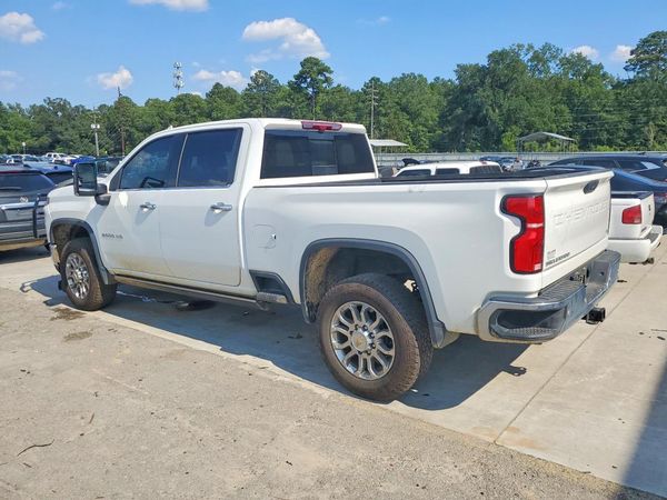 2025 CHEVROLET SILVERADO LTZ