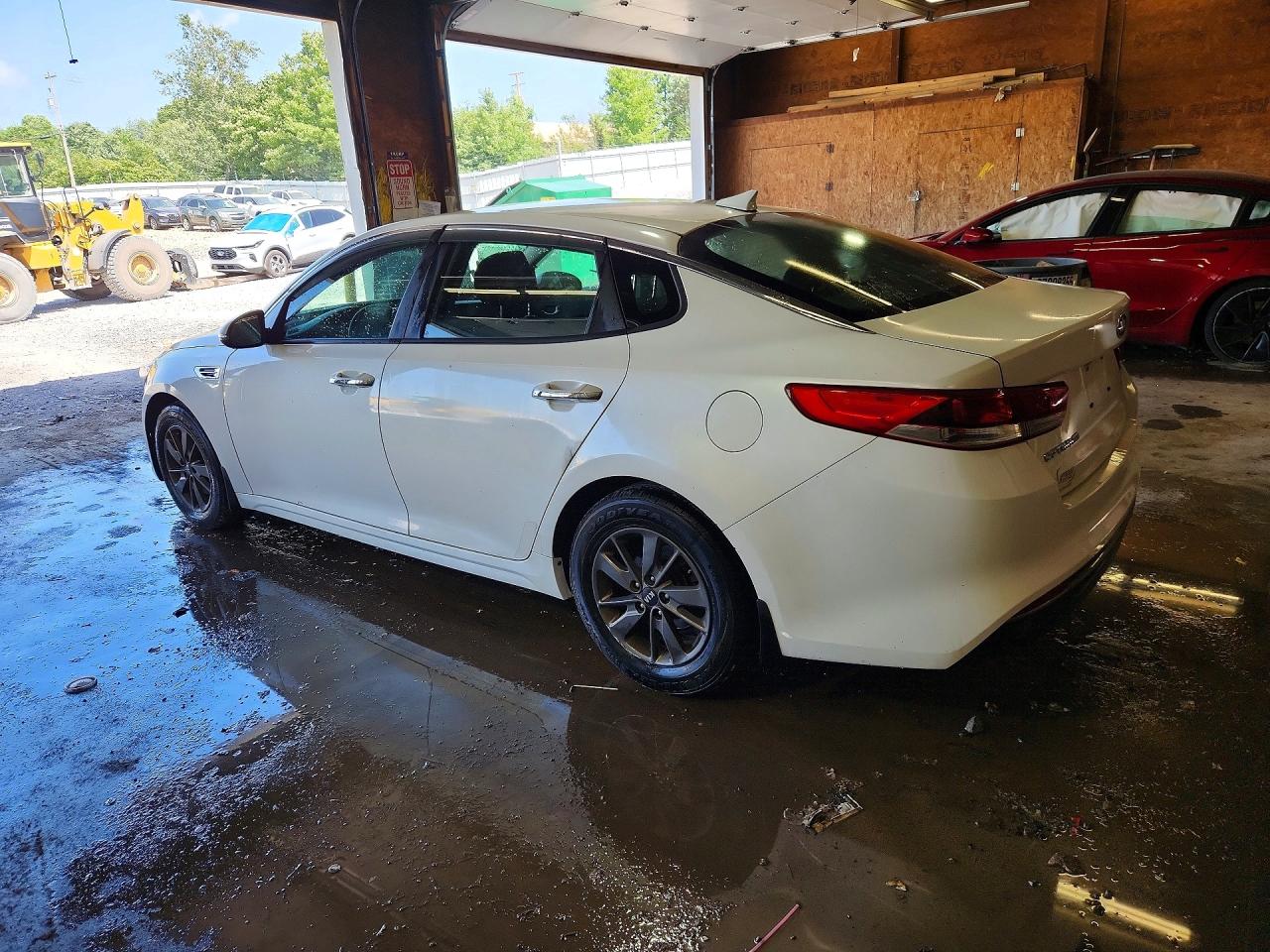 2016 KIA OPTIMA LX