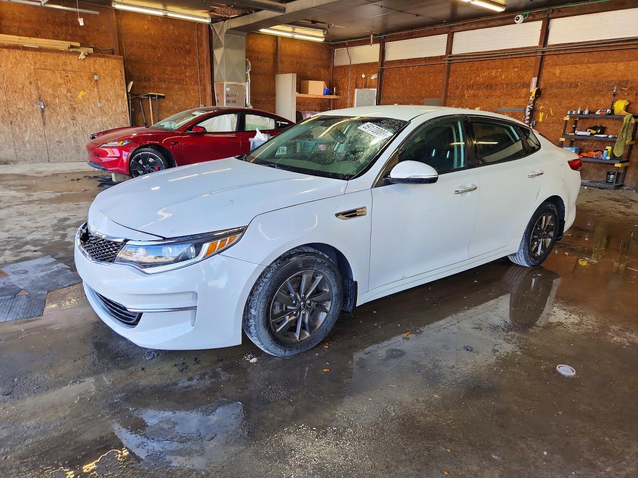 2016 KIA OPTIMA LX