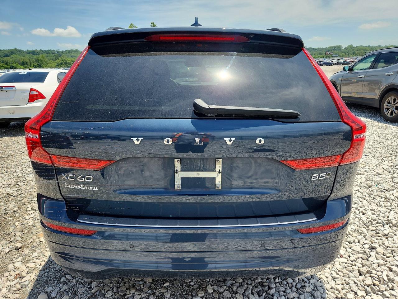 2022 VOLVO XC60 Momentum (excl S60)