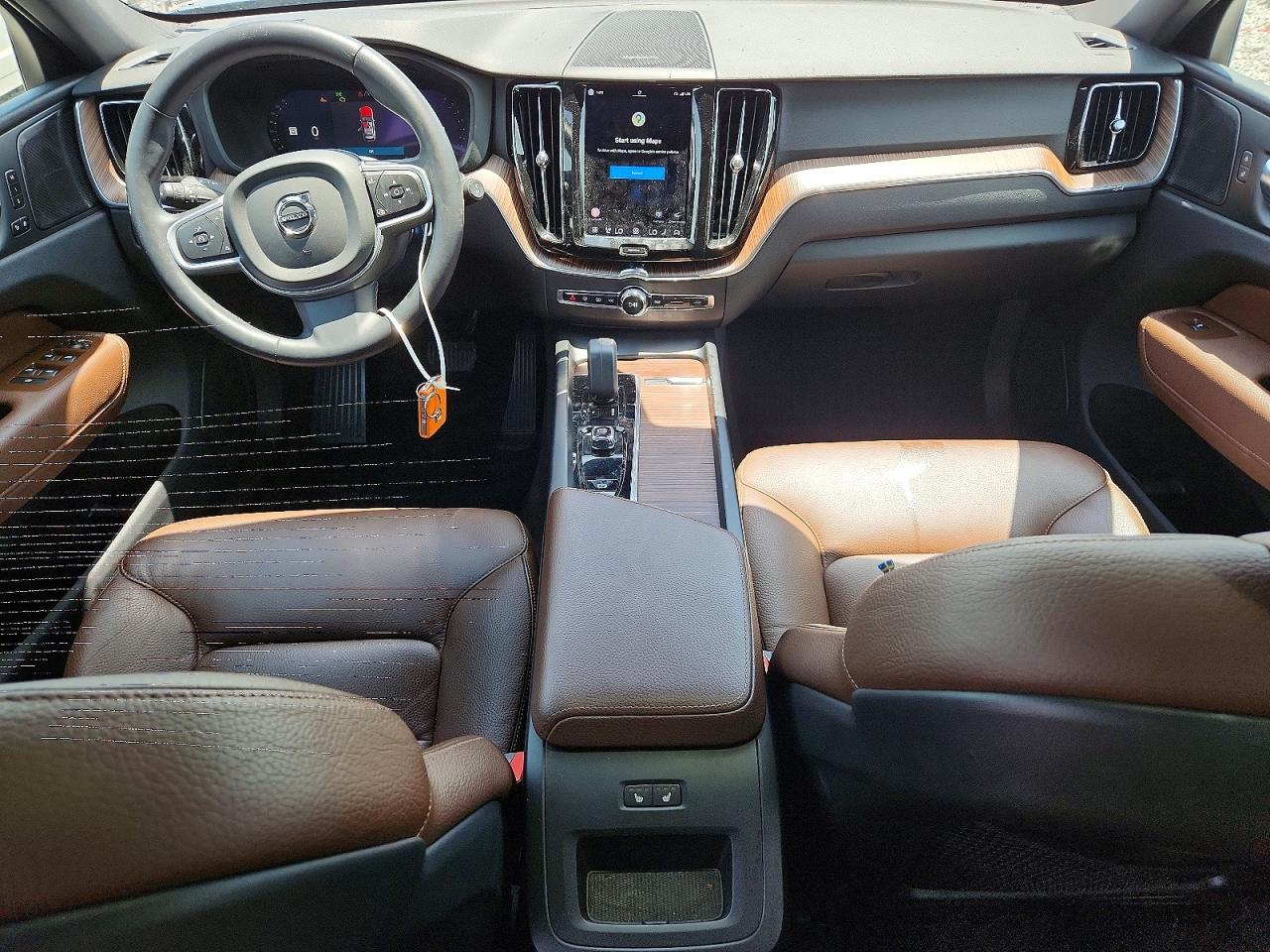 2022 VOLVO XC60 Momentum (excl S60)