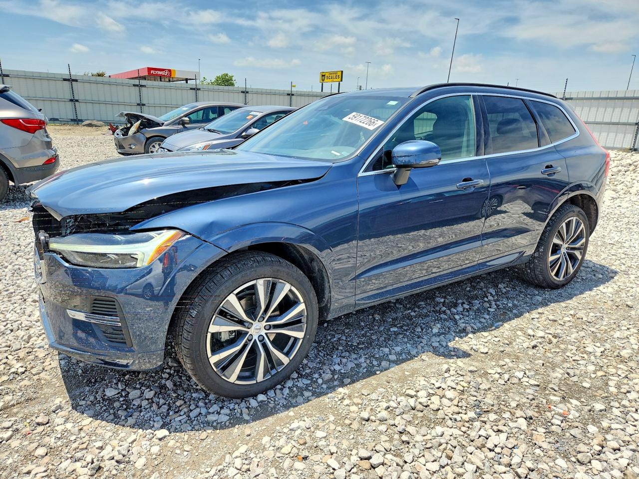 2022 VOLVO XC60 Momentum (excl S60)