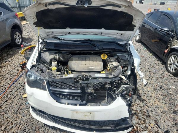 2018 DODGE GRAND CARAVAN SE