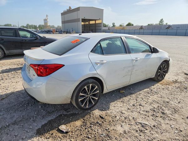 2017 TOYOTA COROLLA
