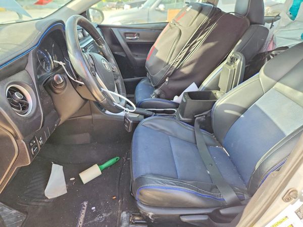 2017 TOYOTA COROLLA