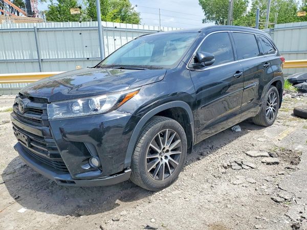 2017 TOYOTA HIGHLANDER SE/XLE