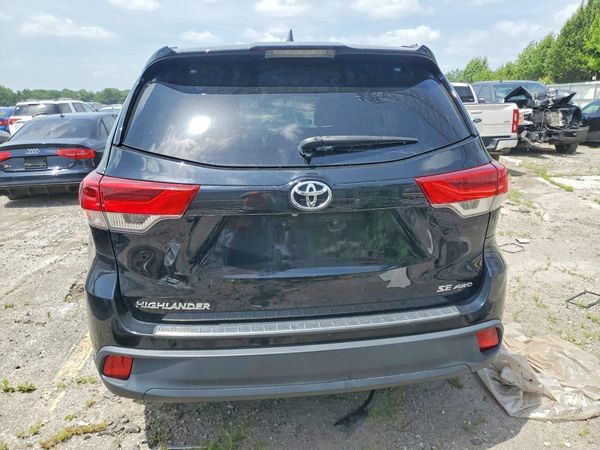 2017 TOYOTA HIGHLANDER SE/XLE