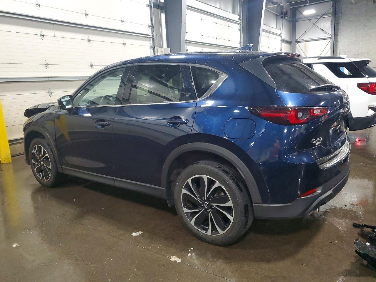 2022 MAZDA CX-5 Premium Package