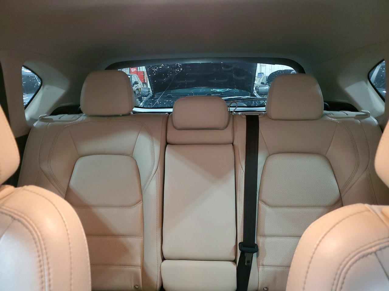 2022 MAZDA CX-5 Premium Package