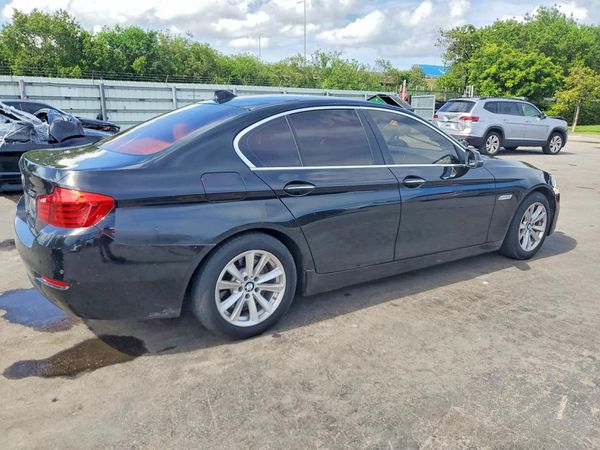 2015 BMW 528