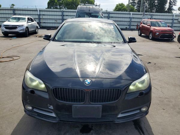 2015 BMW 528