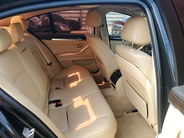 2015 BMW 528