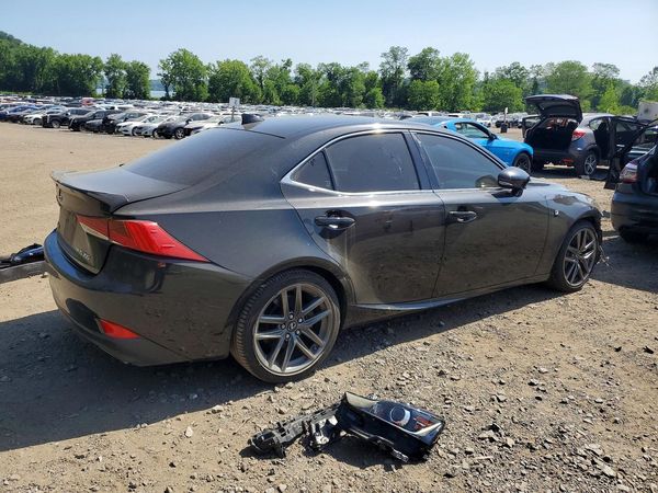 2018 LEXUS IS 300