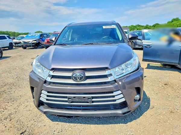 2019 TOYOTA HIGHLANDER SE/XLE
