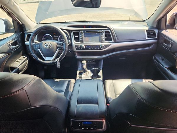 2019 TOYOTA HIGHLANDER SE/XLE
