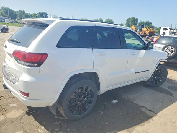2022 JEEP GRAND CHEROKEE WK LAREDO 4X4
