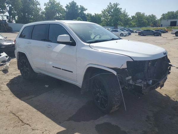2022 JEEP GRAND CHEROKEE WK LAREDO 4X4