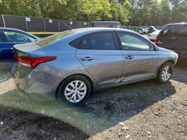 2020 HYUNDAI ACCENT SE and SEL