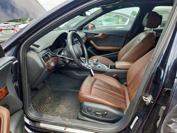 2017 AUDI A4 quattro Premium Plus