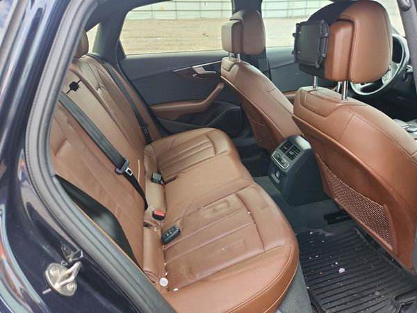 2017 AUDI A4 quattro Premium Plus