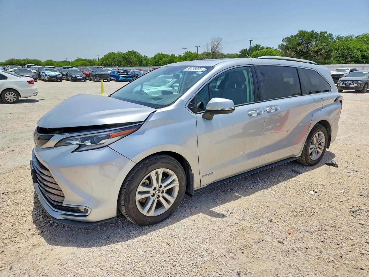 2021 TOYOTA SIENNA