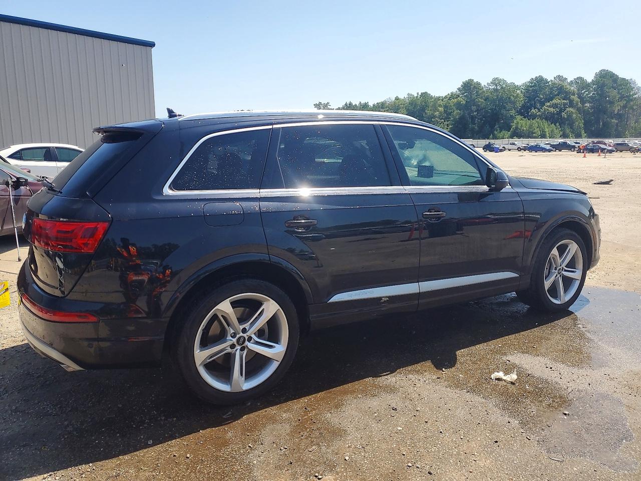 2019 AUDI Q7 quattro Prestige
