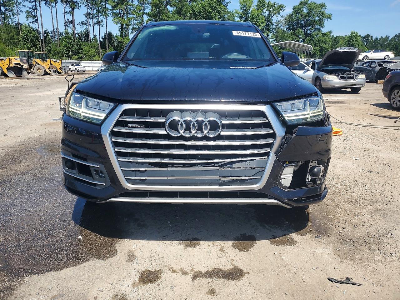 2019 AUDI Q7 quattro Prestige