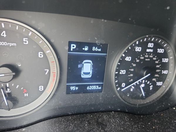 2019 HYUNDAI TUCSON SE