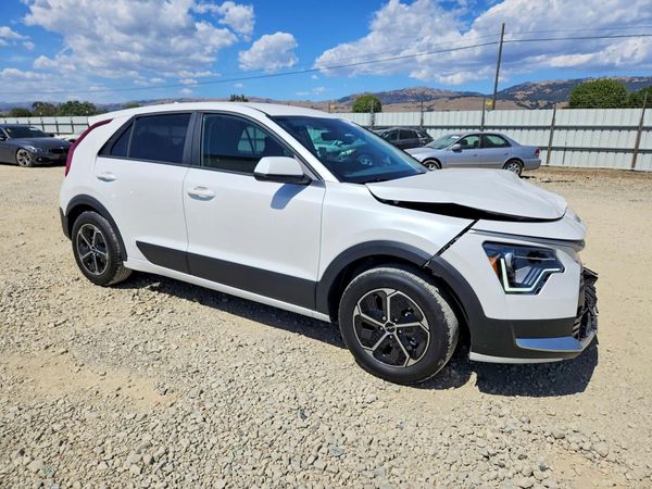 2026 KIA NIRO