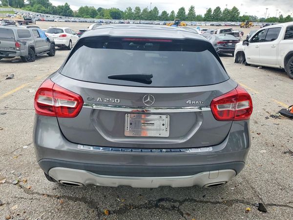 2019 MERCEDES-BENZ GLA GLA250-4M