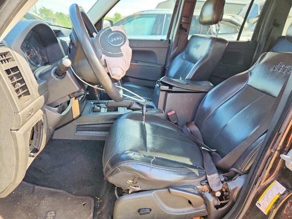 2012 JEEP LIBERTY Sport — DENT