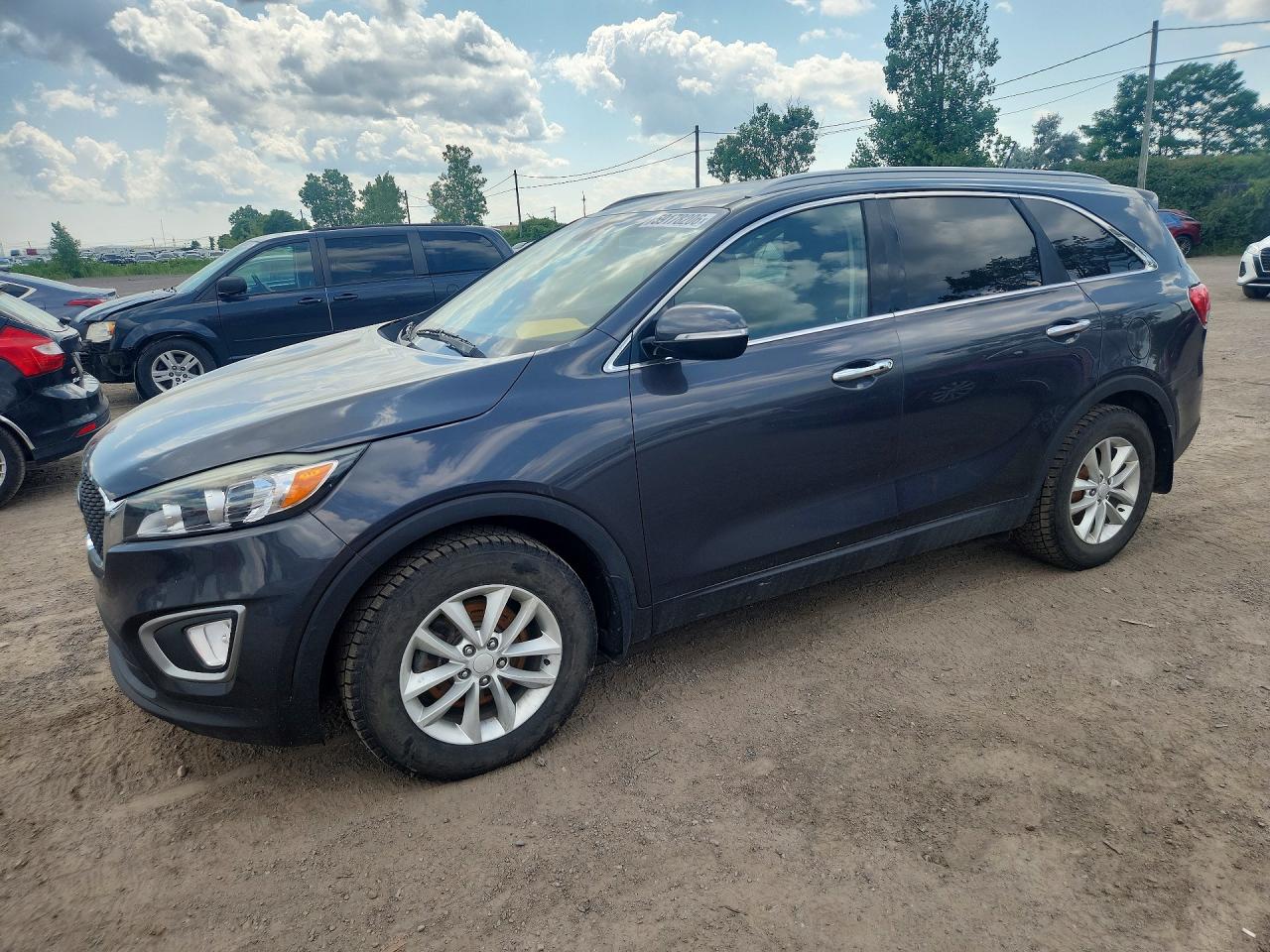 2016 KIA SORENTO L / LX