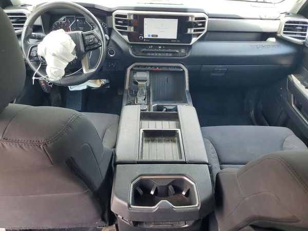 2022 TOYOTA TUNDRA