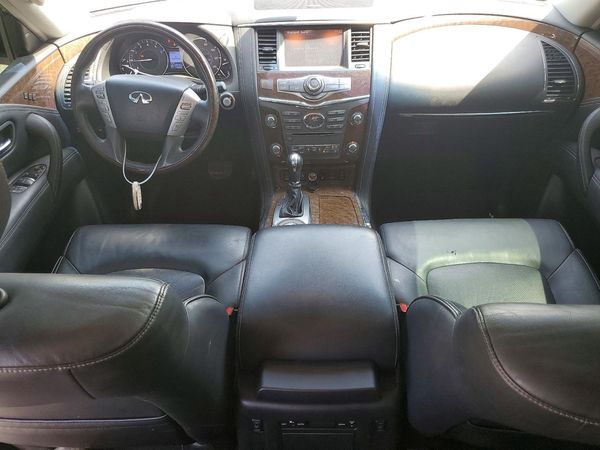 2017 INFINITI QX80