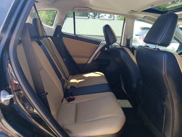2017 TOYOTA RAV4