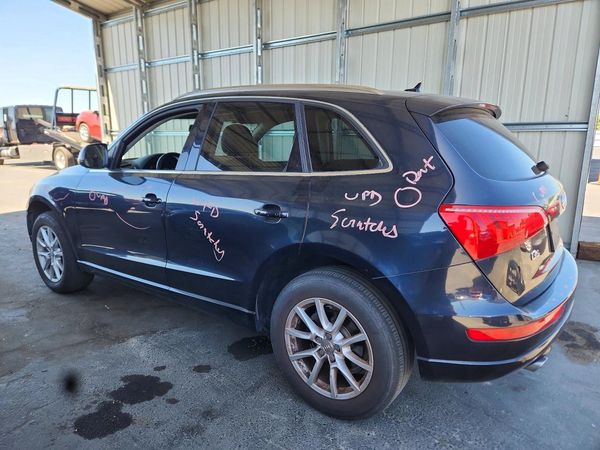 2012 AUDI Q5 Premium Plus