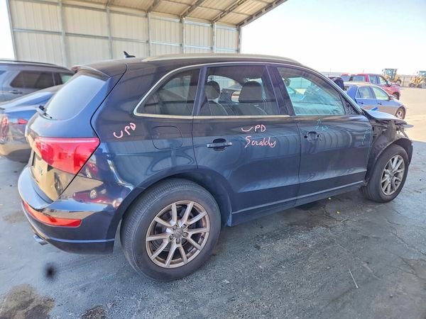 2012 AUDI Q5 Premium Plus
