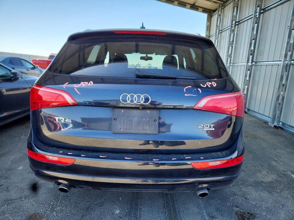 2012 AUDI Q5 Premium Plus