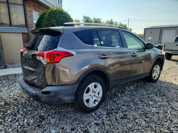 2015 TOYOTA RAV4