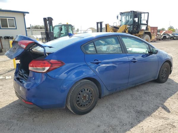 2017 KIA FORTE