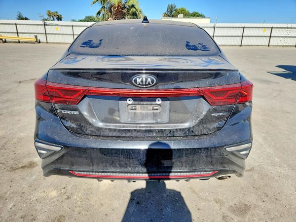 2021 KIA FORTE GT Line