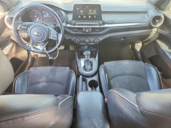 2021 KIA FORTE GT Line