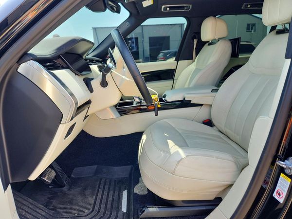 2023 LAND ROVER RANGE ROVER SE
