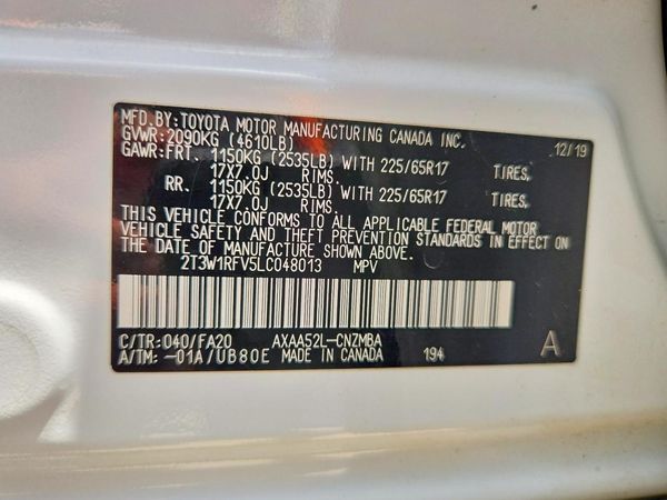 2020 TOYOTA RAV4 XLE