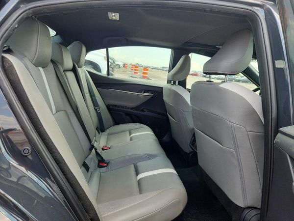 2025 TOYOTA CAMRY